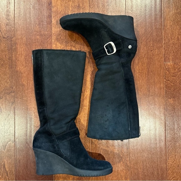 Ugg Black Suede Leather Wedge Tall Boots with Cozy Furry Lining, Size 6 - Picture 1 of 14